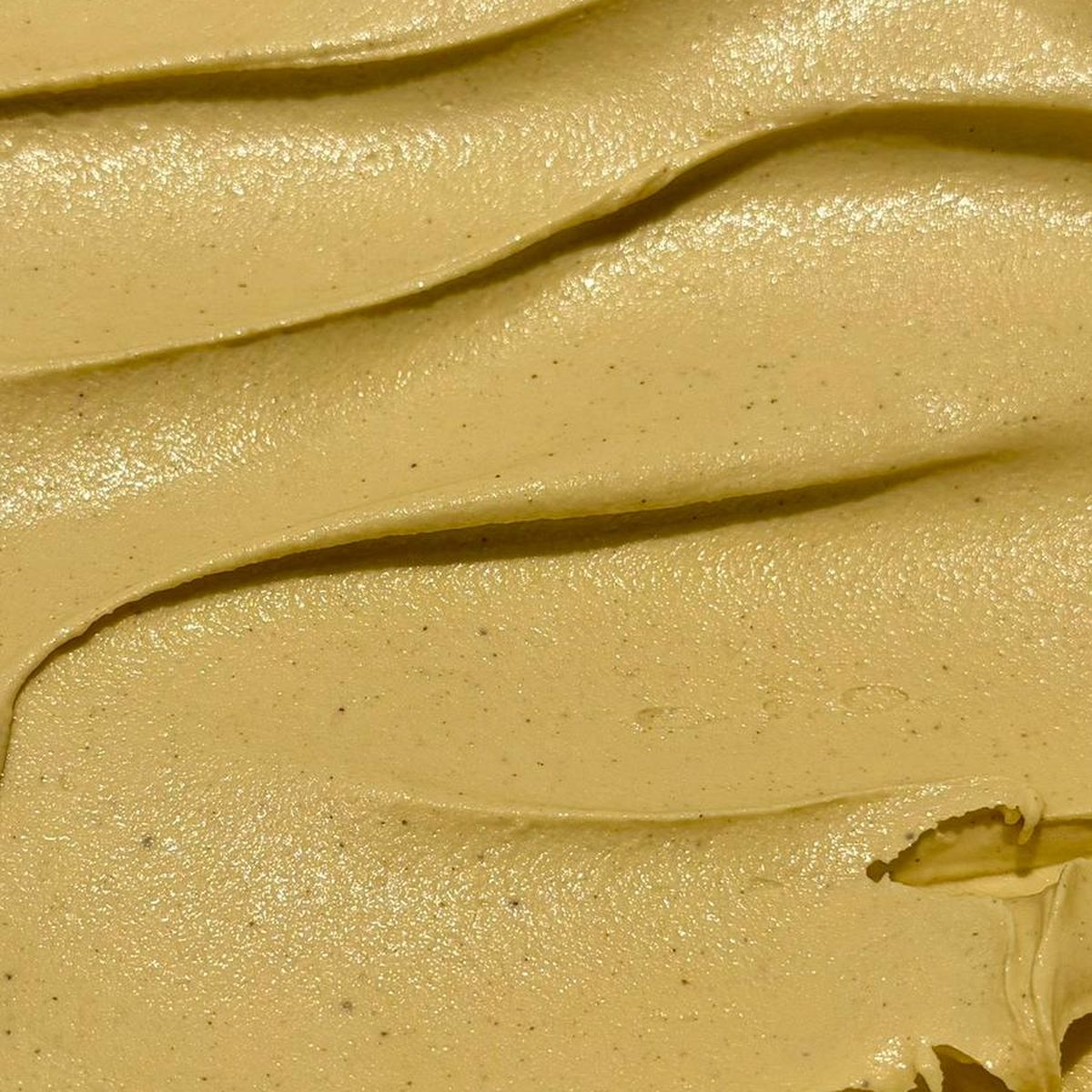 Helado artesanal de pistacho recién mantecado